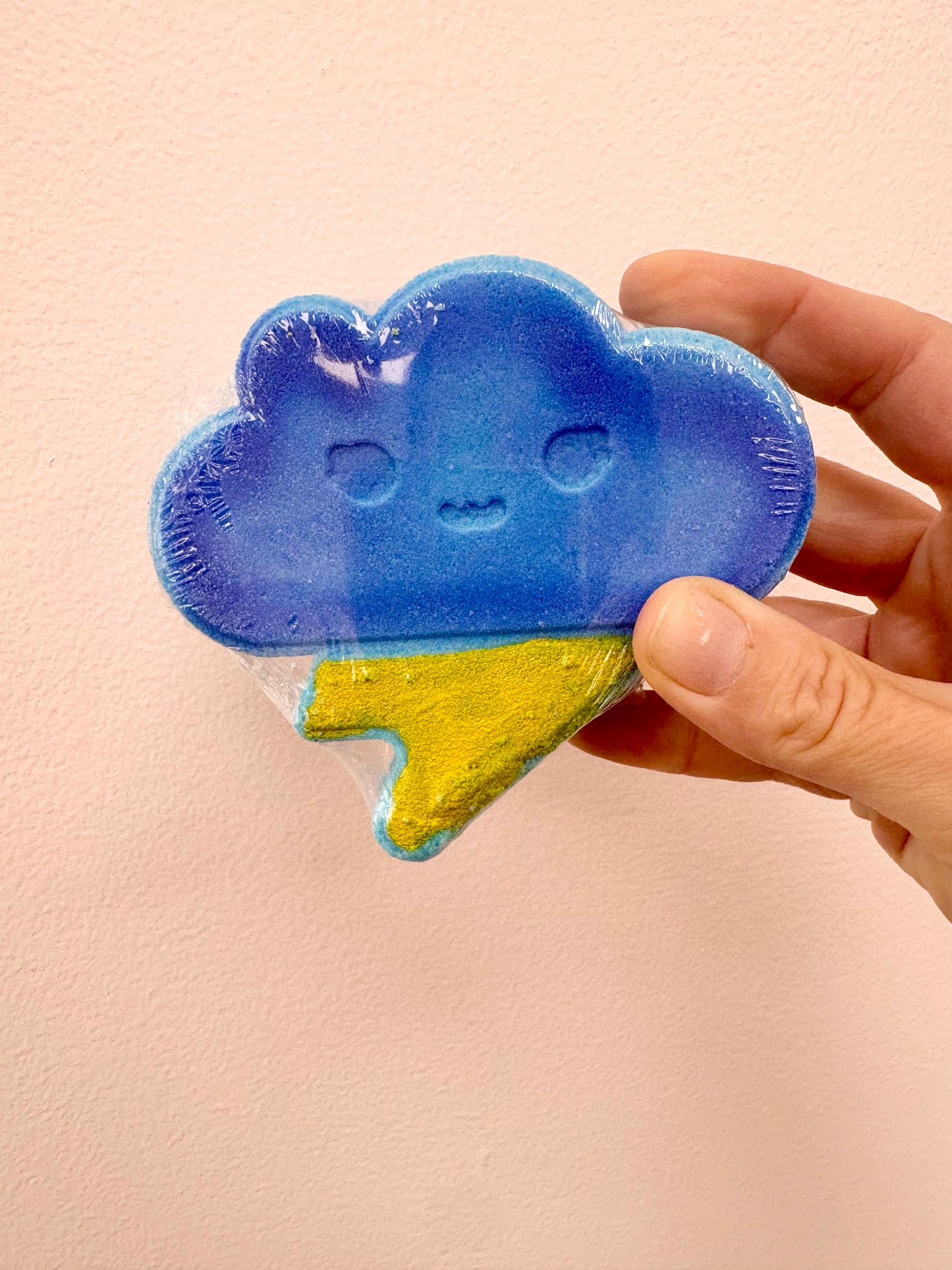 Happy Storm Cloud Bath Bomb