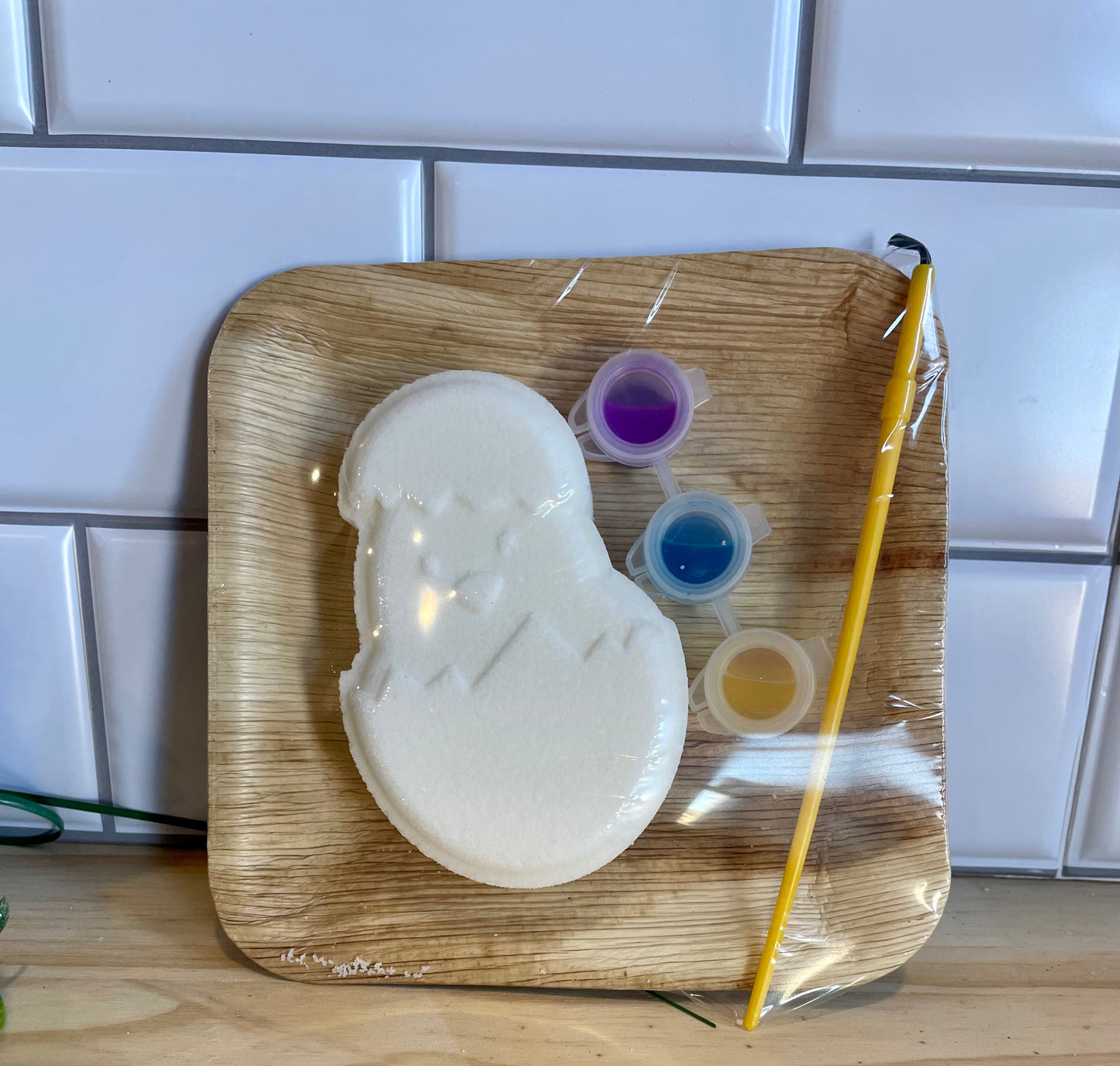Paint-Your-Own Bath Bomb Kit