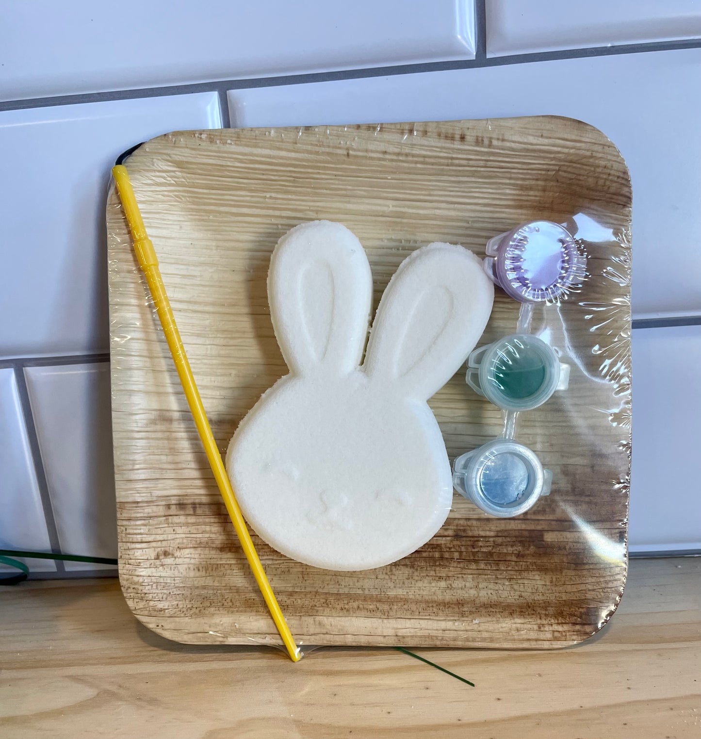Paint-Your-Own Bath Bomb Kit